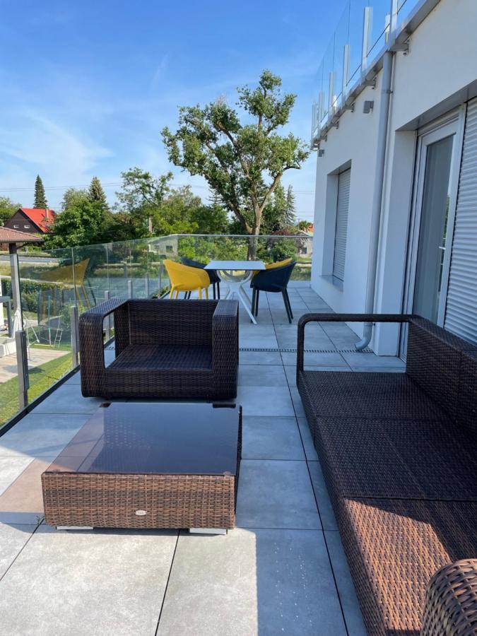 Izi Apartman Fonyod Exterior photo